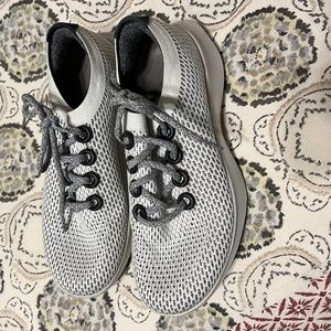 Allbirds Tree Dasher Sneaker like new!